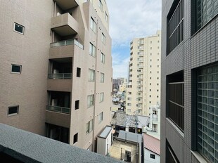ｼﾞ･ｱｰﾊﾞﾈｯｸｽ京都四条烏丸ﾃﾗｽの物件内観写真